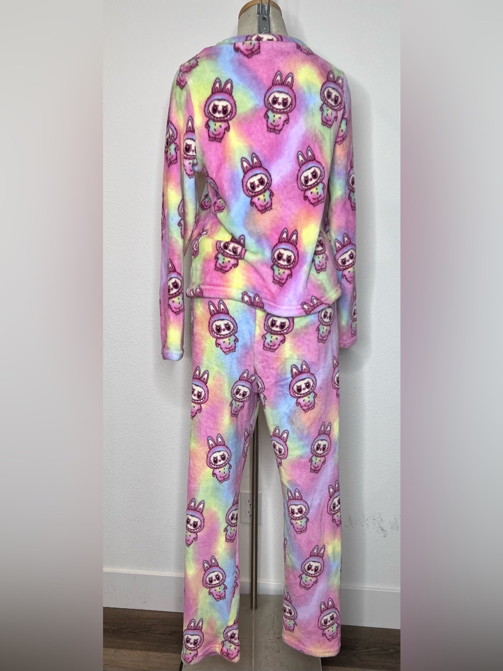Kids Labubu Pajama Set - Picture 2 of 3